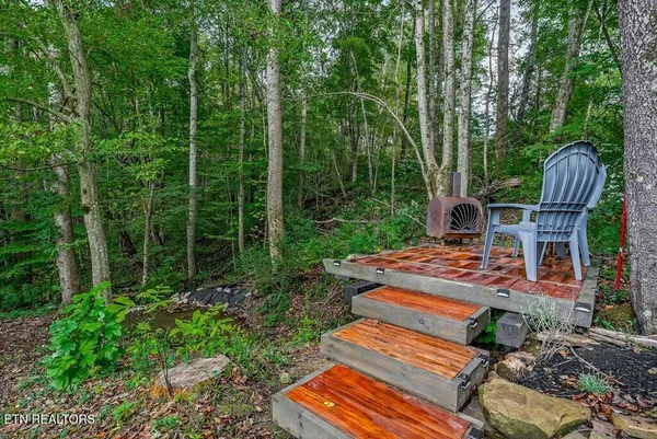 $689,900 | 1423 Moodyville Loop, Byrdstown, TN 38549