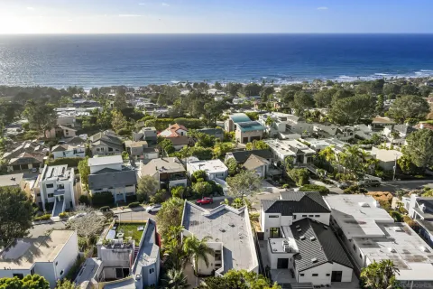 $4,995,000 | 13721 Pine Needles Drive, Del Mar, CA 92014