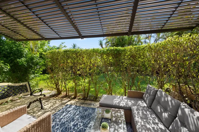 $289,000 | 2 Ridge Pointe Drive, Unit A, Boynton Beach, FL 33435