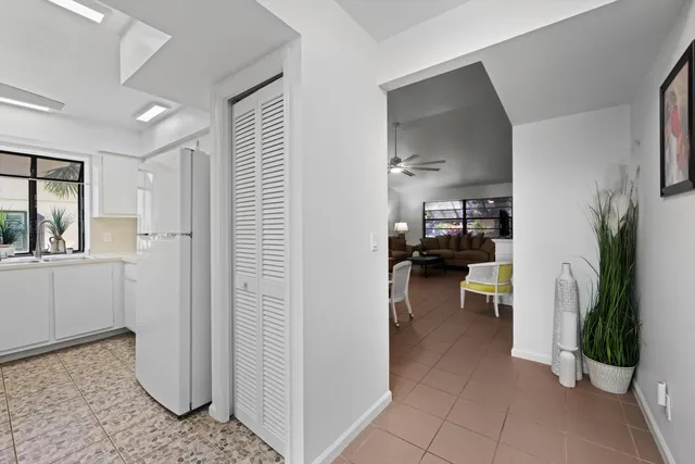 $289,000 | 2 Ridge Pointe Drive, Unit A, Boynton Beach, FL 33435