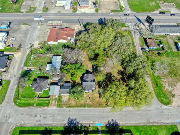a aerial view of a yard