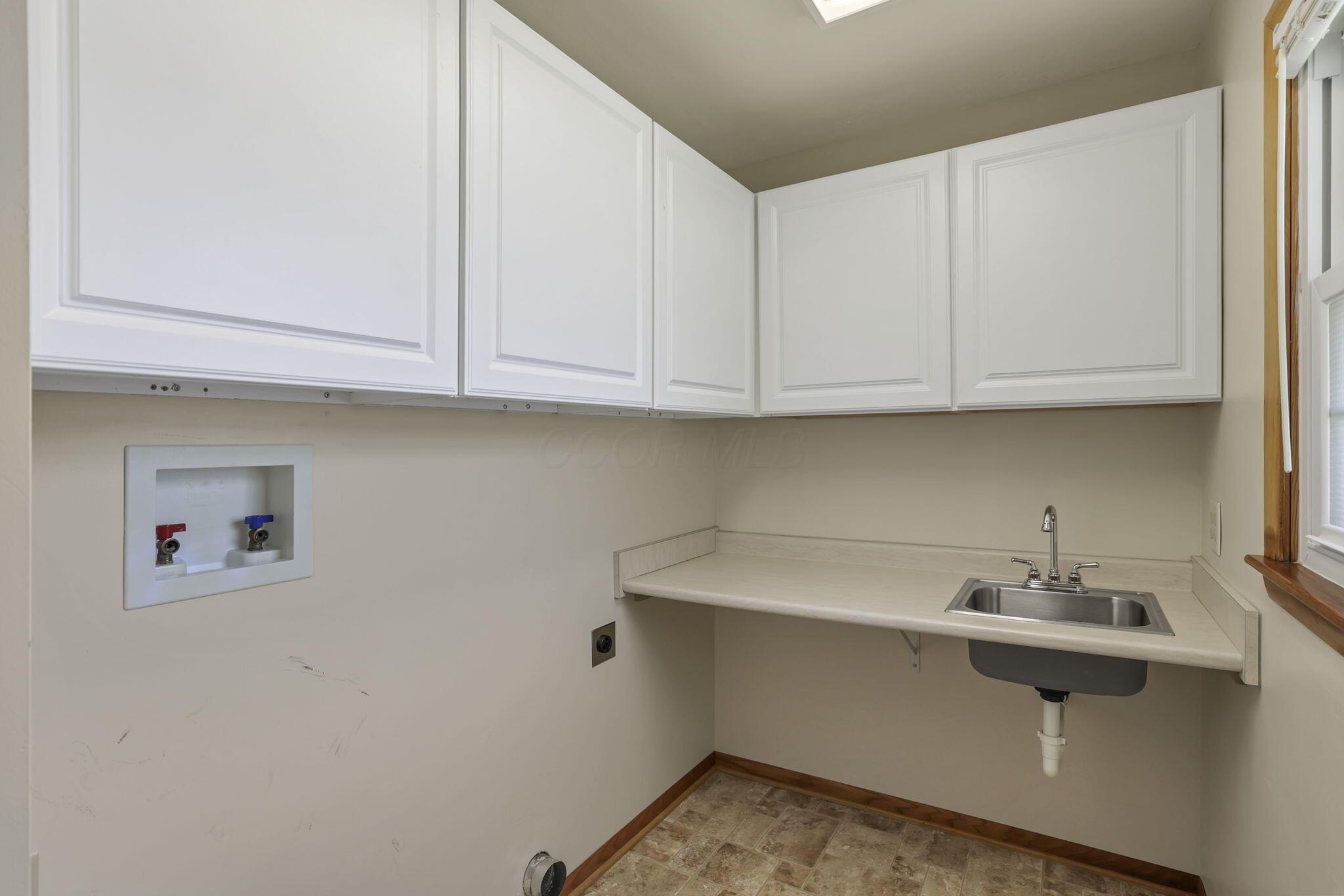 19 Kirby Road Southeast Heath, OH 43056 - Photo 33 of 58 35-web-or-mls-0V3A1877