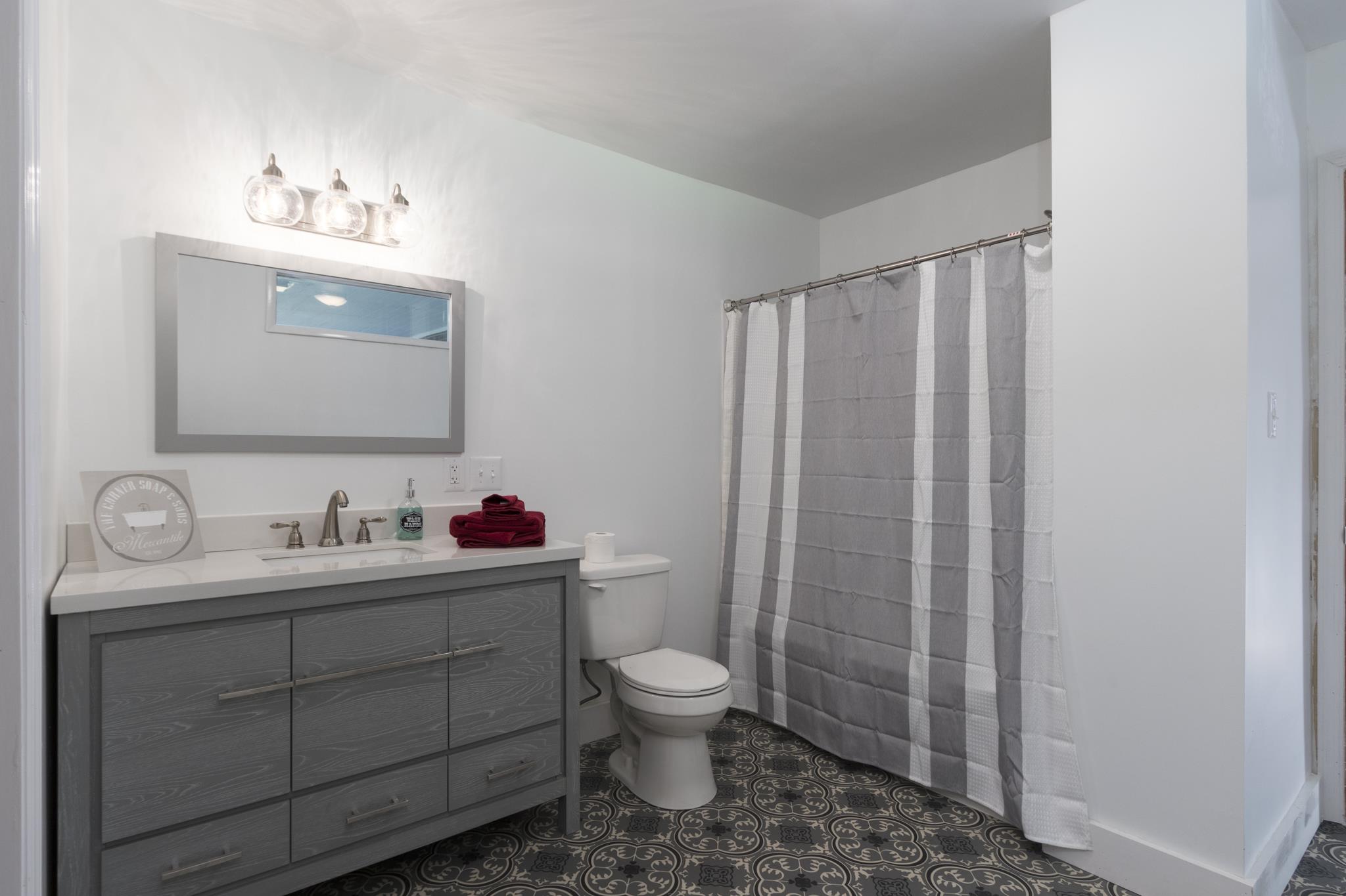 614 3rd Avenue West Springfield, TN 37172 - Photo 12 of 27 Master Bath