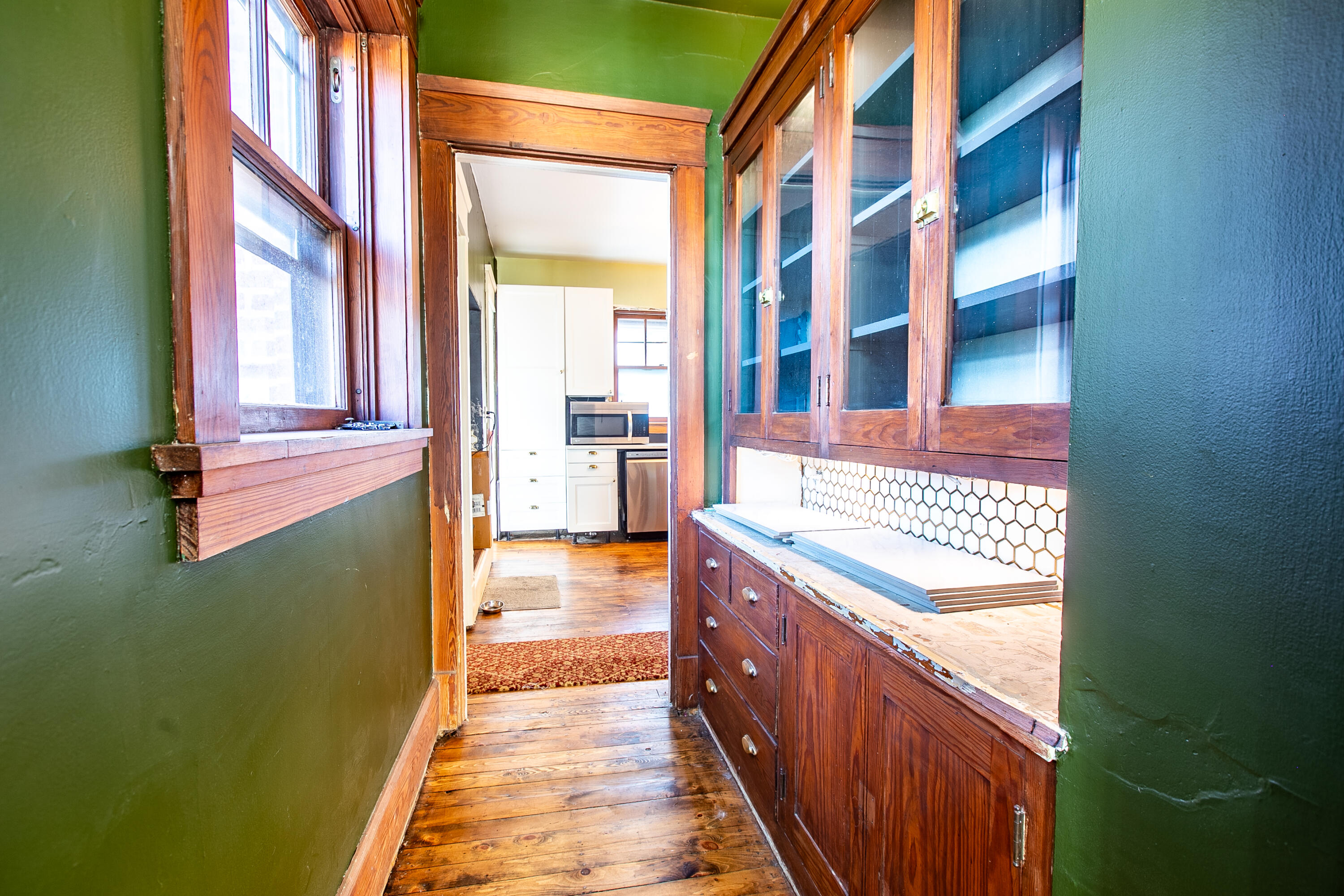 2915 Washington Avenue Racine, WI 53405 - Photo 11 of 29 Formal dining service area!