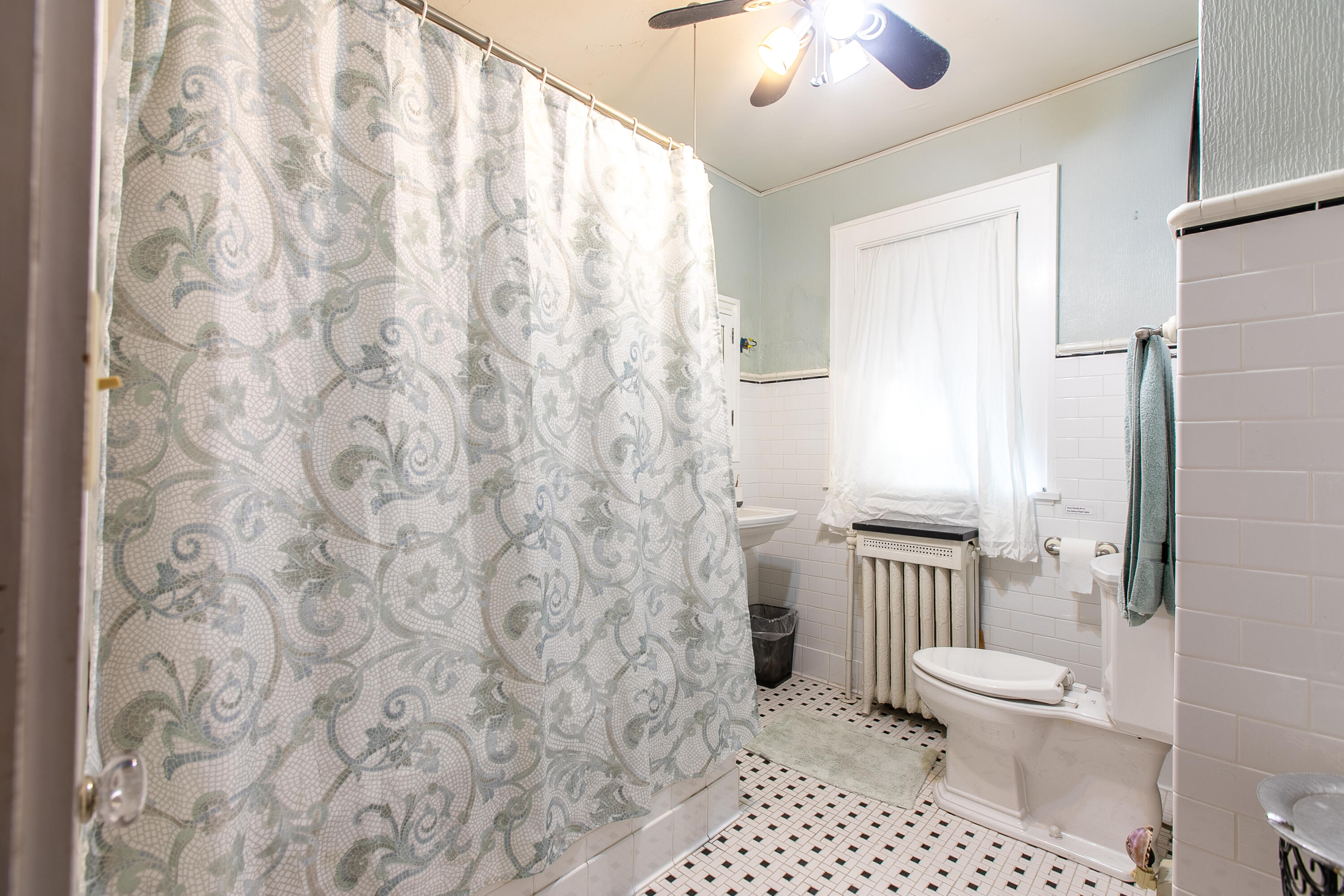 2915 Washington Avenue Racine, WI 53405 - Photo 15 of 29 Remodeled bathroom in this classic home!