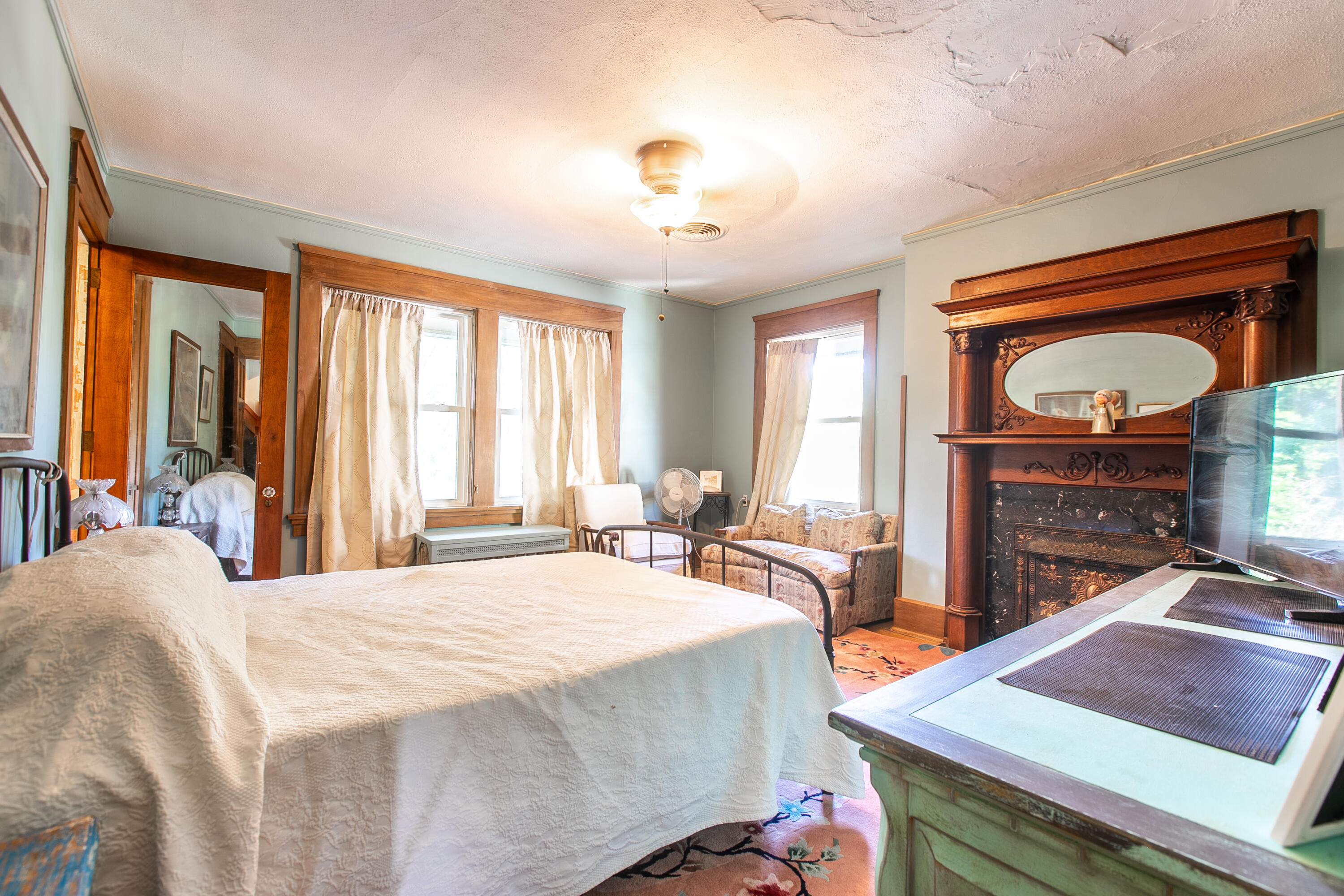 2915 Washington Avenue Racine, WI 53405 - Photo 16 of 29 Large Master BR with vintage faux fireplace!