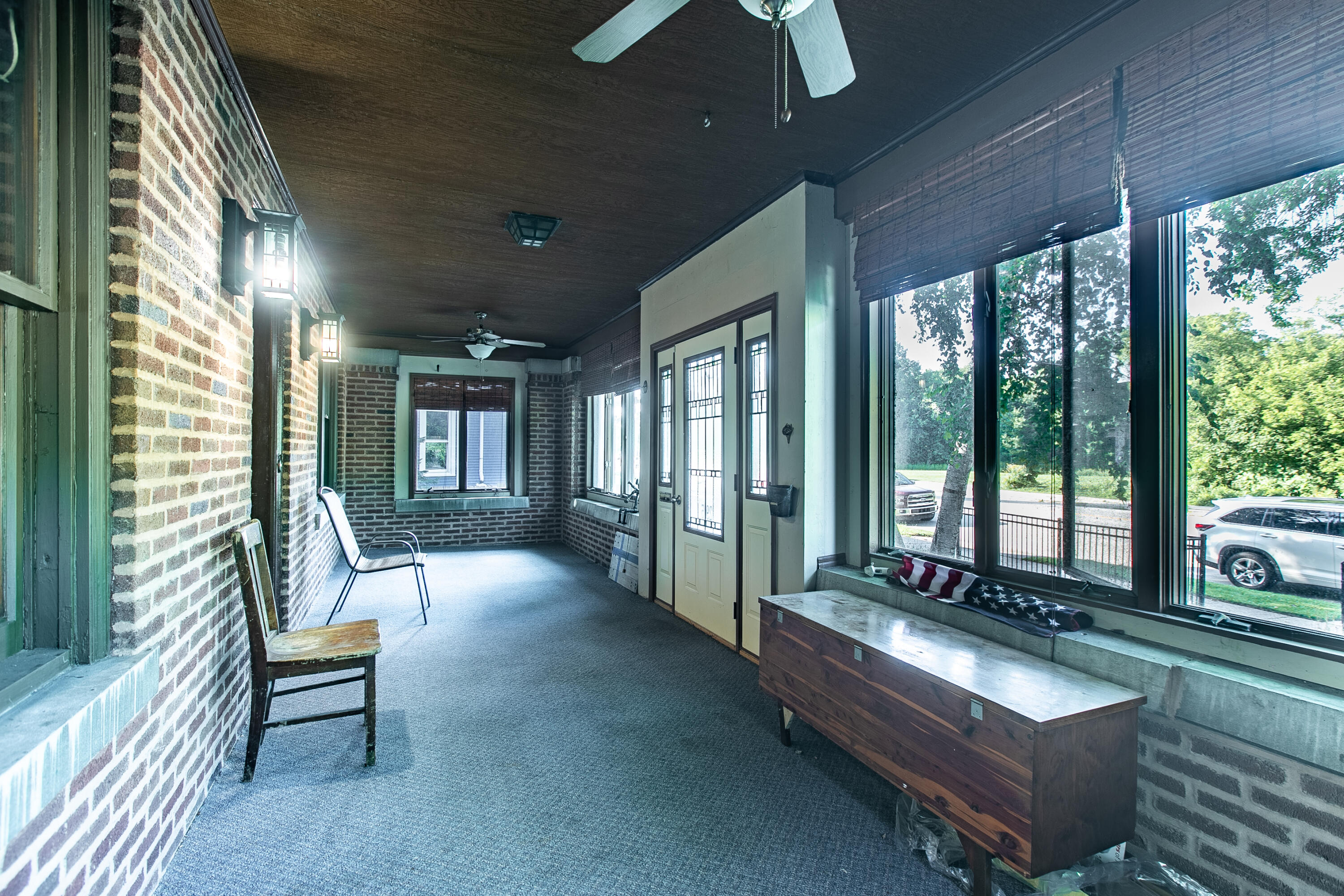 2915 Washington Avenue Racine, WI 53405 - Photo 2 of 29 Full-length enclosed front porch!
