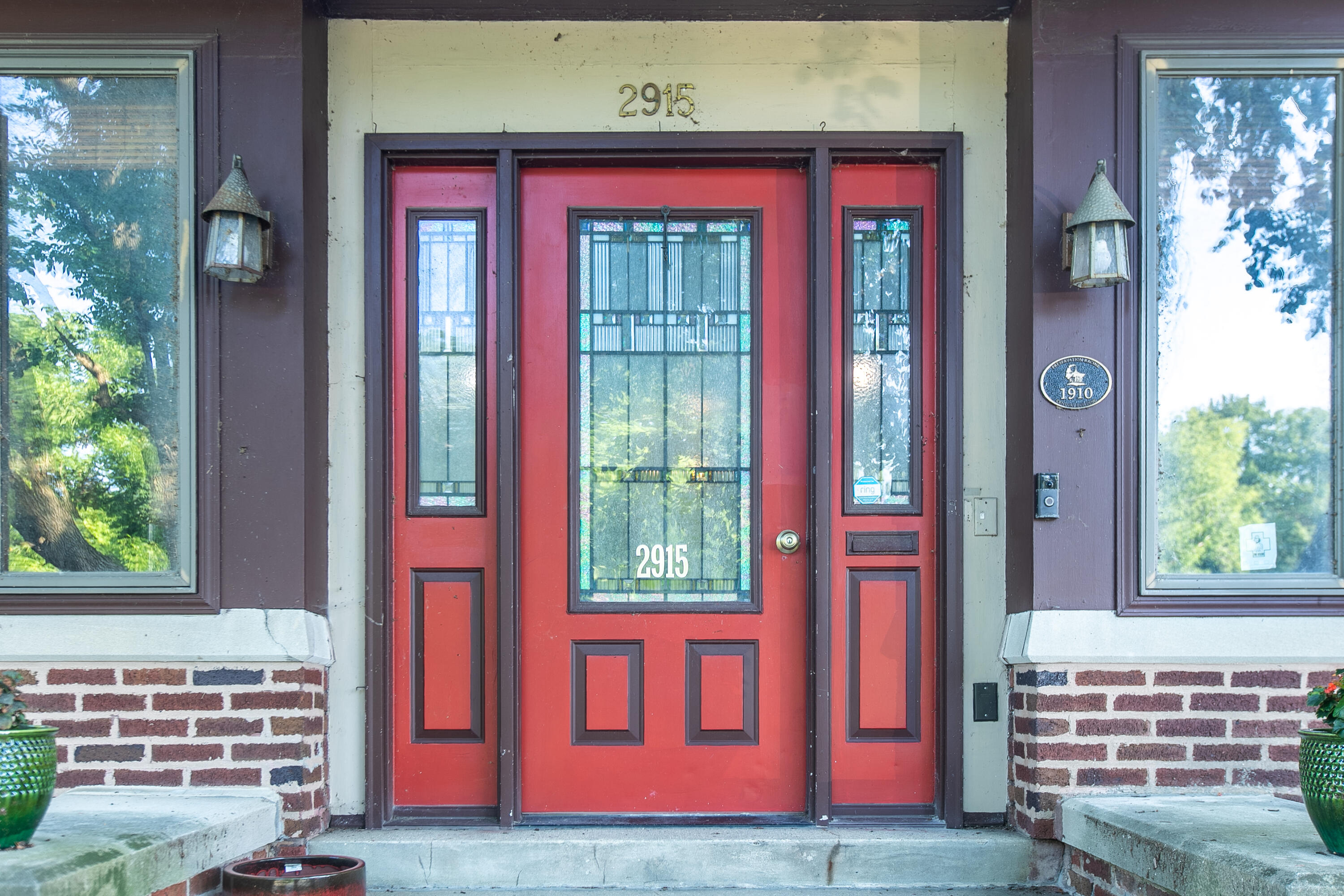 2915 Washington Avenue Racine, WI 53405 - Photo 27 of 29 Vintage and classy Racine entry door!
