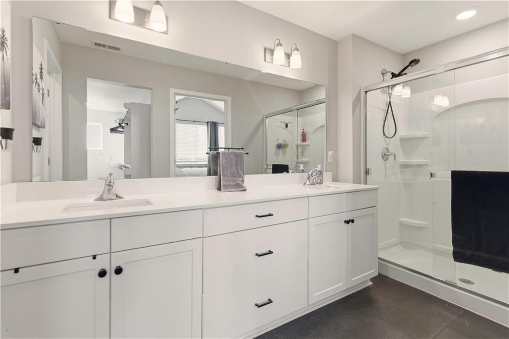 8913 Southwest 8th Street Blue Springs, MO 64064 - Photo 19 of 37