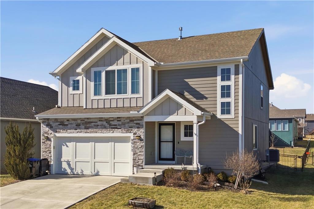 8913 Southwest 8th Street Blue Springs, MO 64064 - Photo 2 of 37