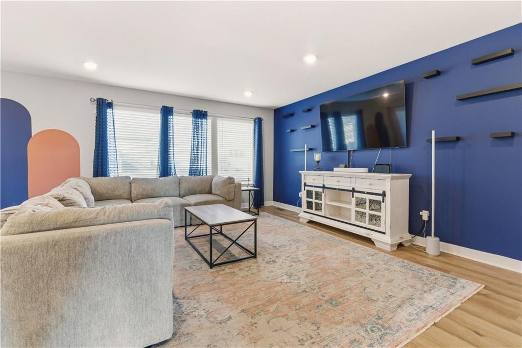 8913 Southwest 8th Street Blue Springs, MO 64064 - Photo 9 of 37