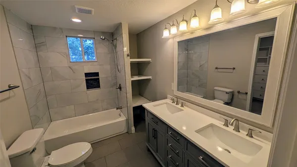 $2,395 | 710 West 23rd Street, Houston, TX 77008