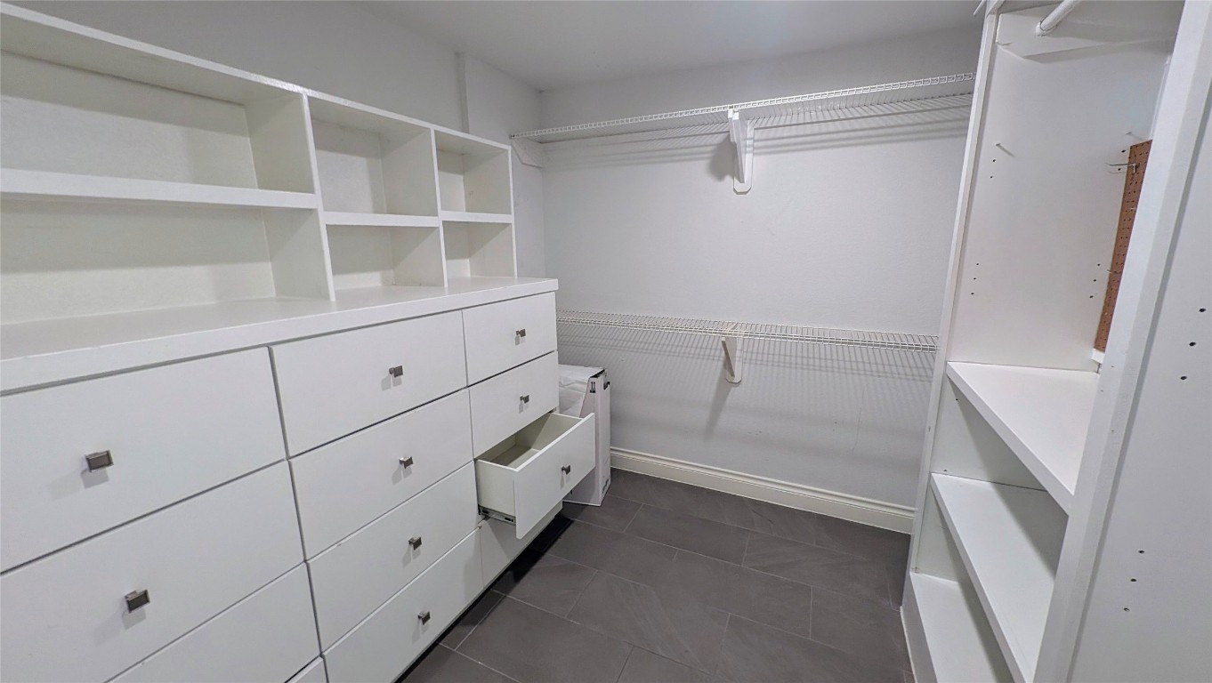 710 West 23rd Street Houston, TX 77008 - Photo 14 of 25