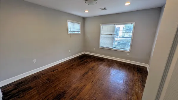 $2,395 | 710 West 23rd Street, Houston, TX 77008