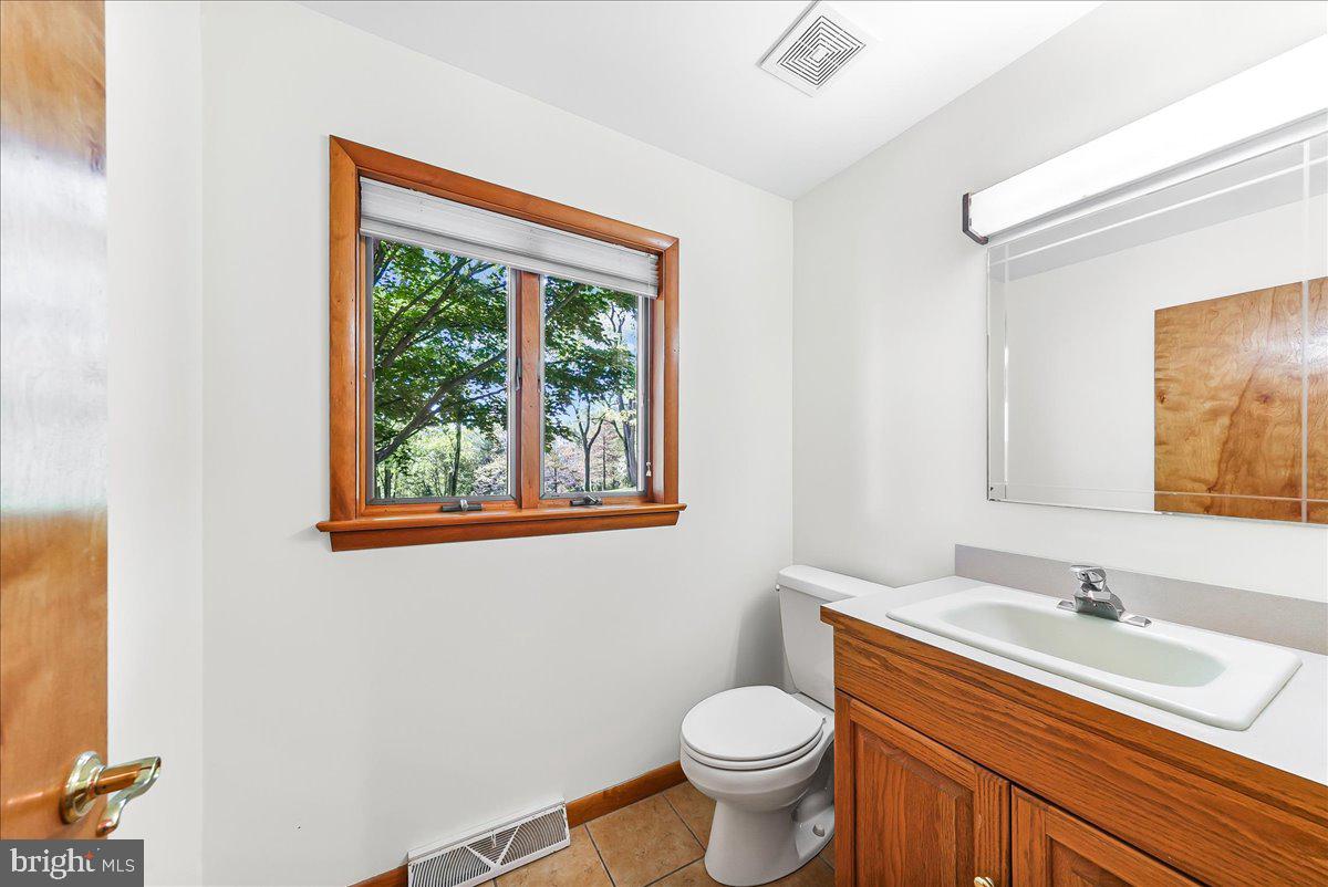 322 Buttonwood Road Landenberg, PA 19350 - Photo 32 of 60 Bright bathroom with nature views.