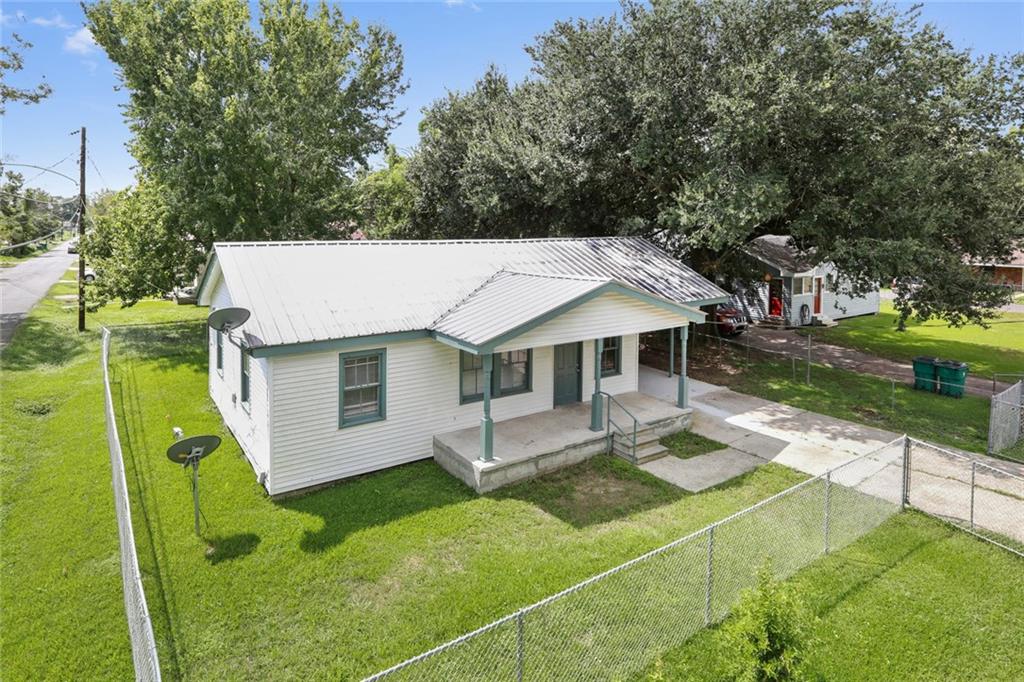 200 Brooklyn Street Luling, LA 70070 - Photo 1 of 15 Gallery Image 1