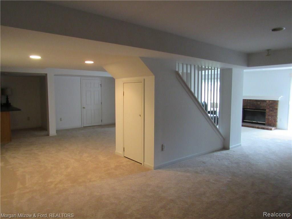 5476 Ridge Trail North Clarkston, MI 48348 - Photo 29 of 47 Room for all your games!