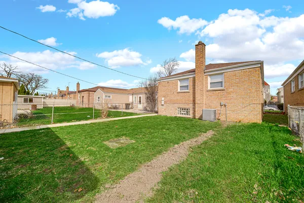 $389,900 | 3629 West 84th Street, Chicago, IL 60652