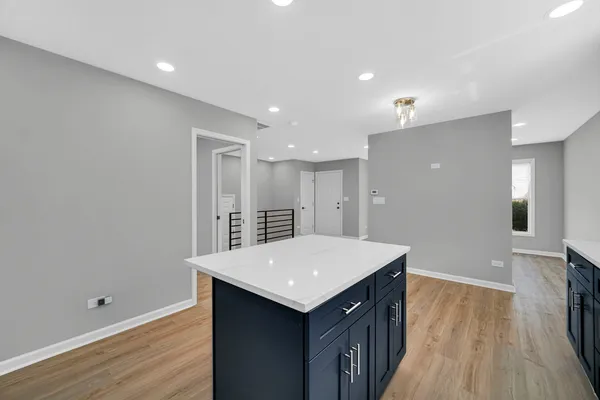 $389,900 | 3629 West 84th Street, Chicago, IL 60652