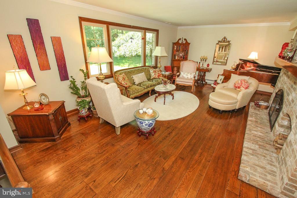 2475 Rosenberry Road Gilbertsville, PA 19525 - Photo 13 of 48 Living Room