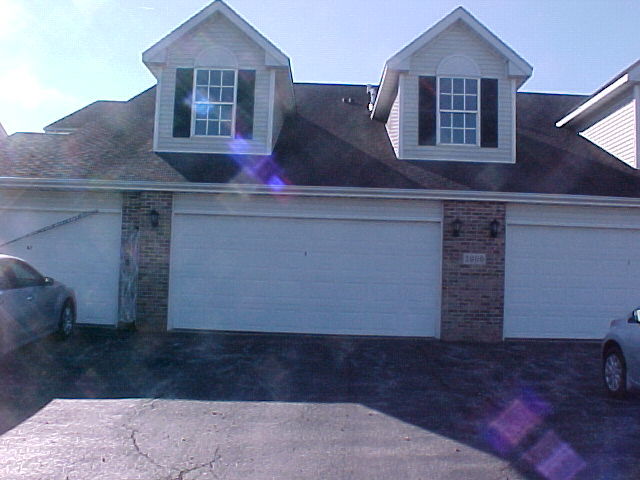 2000 Trillium Trail, Unit B Poplar Grove, IL 61065 - Photo 1 of 12 front view of a house