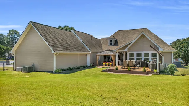 $575,000 | 301 Dogwood Lane, Fort Oglethorpe, GA 30742