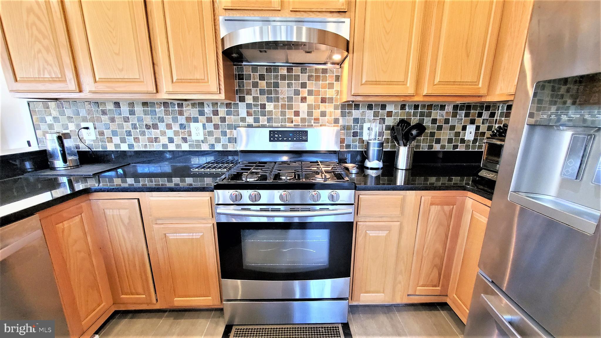 2465 Leyland Ridge Road Herndon, VA 20171 - Photo 15 of 45 Gallery Image 15