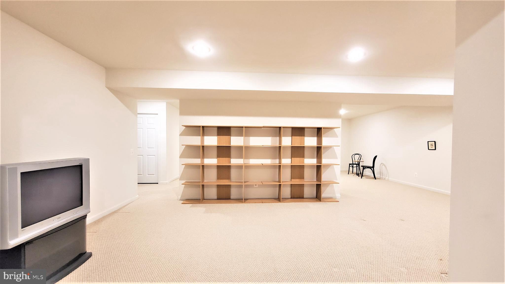 2465 Leyland Ridge Road Herndon, VA 20171 - Photo 34 of 45 Gallery Image 34