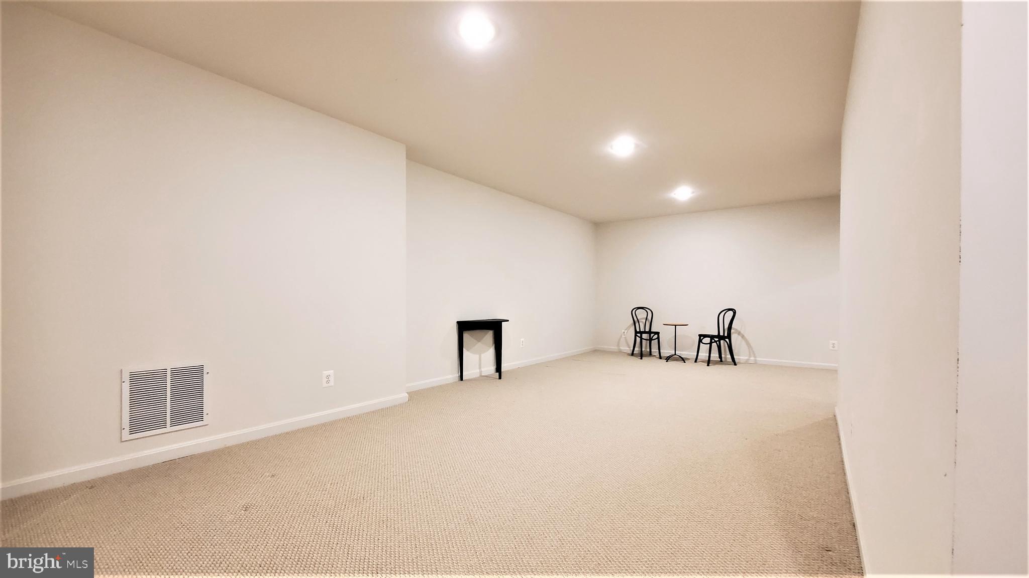 2465 Leyland Ridge Road Herndon, VA 20171 - Photo 37 of 45 Gallery Image 37