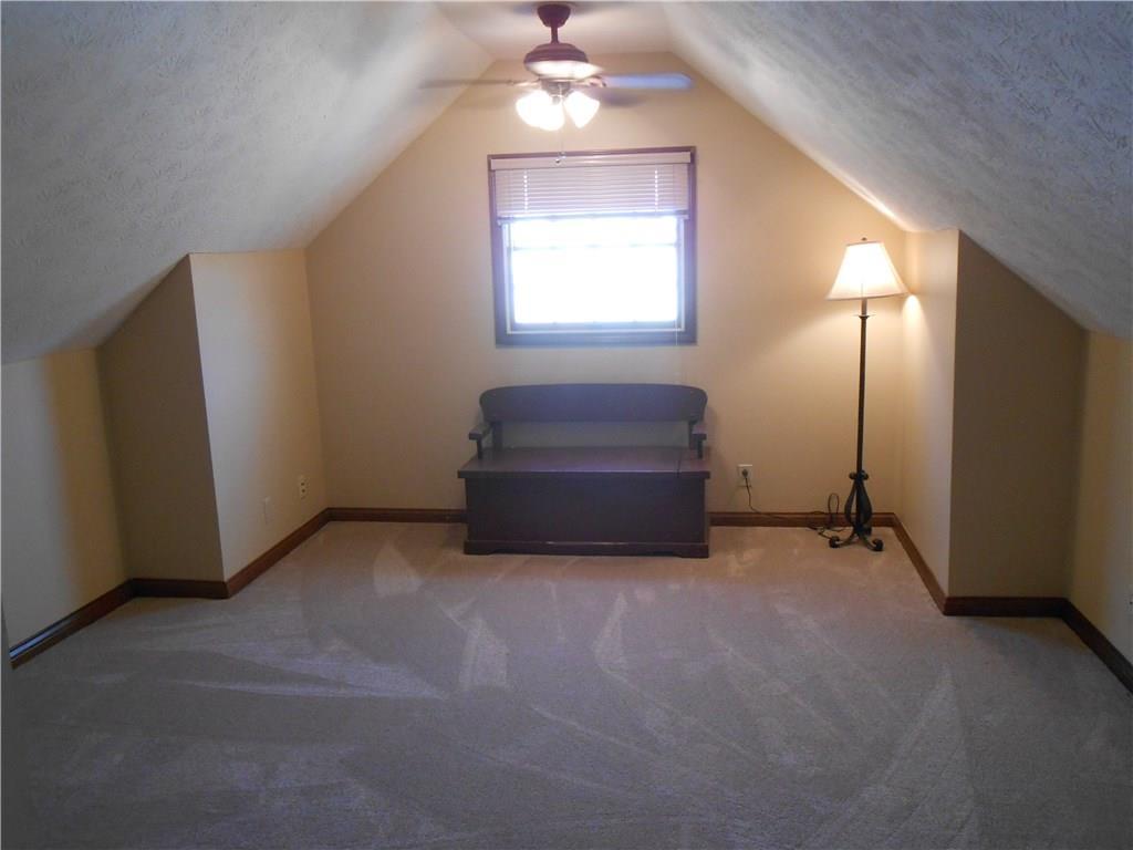 1084 Kingsgate Road Springfield, OH 45503 - Photo 19 of 44