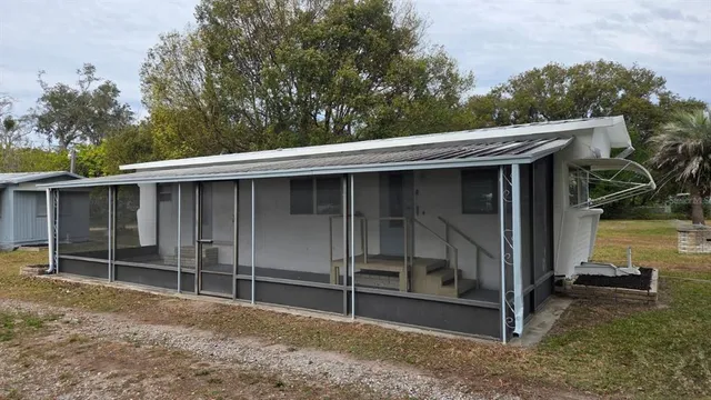 $1,300 | Undisclosed Address, Zephyrhills, FL 33540