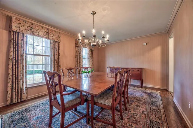 $850,000 | 5524 Mission Road, Fairway, KS 66205