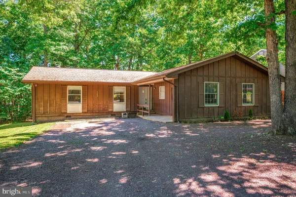 $345,000 | 143 Jefferson Avenue, Locust Grove, VA 22508