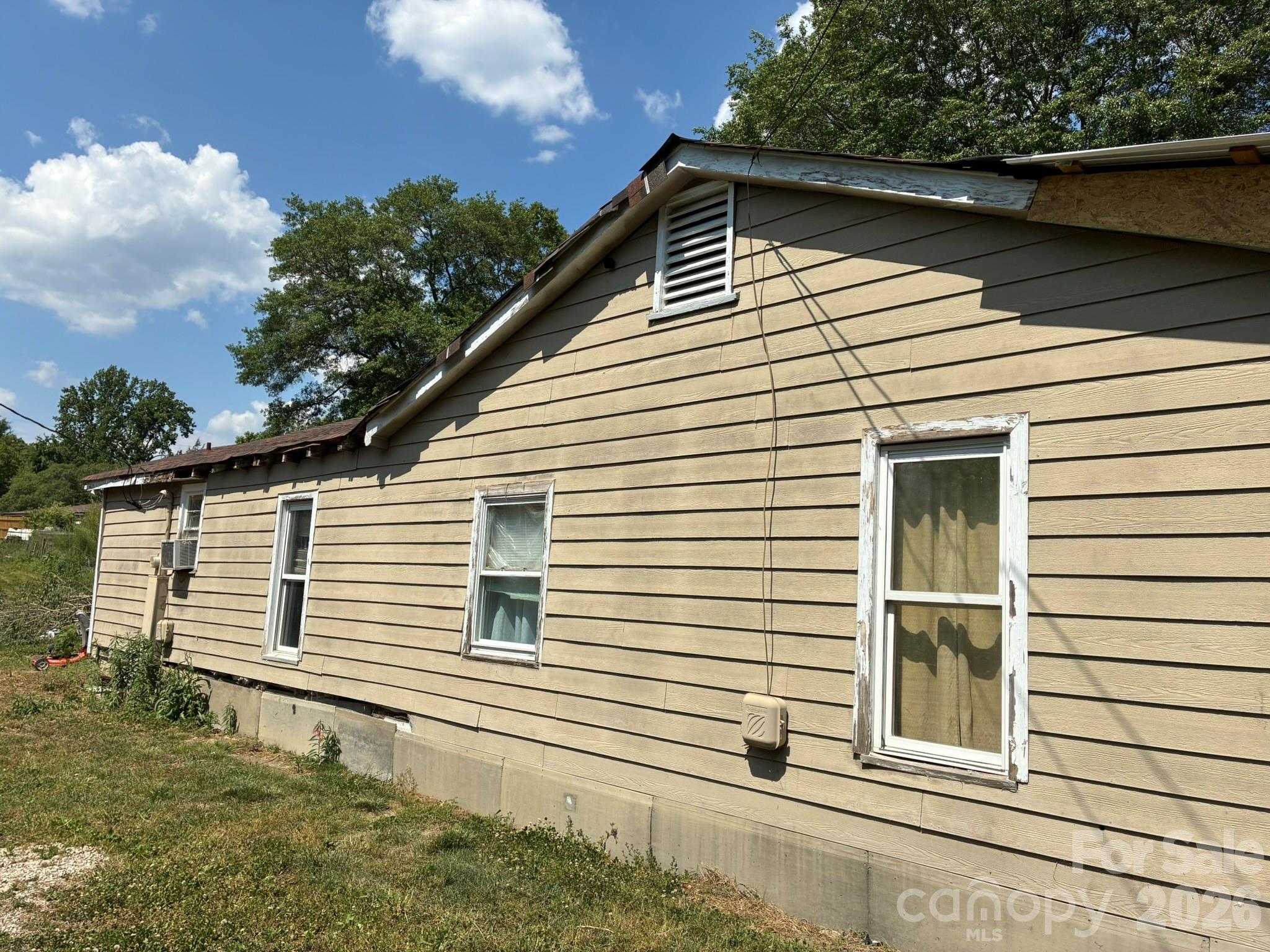119 Robin Road Gastonia, NC 28056 - Photo 4 of 17 Gallery Image 4