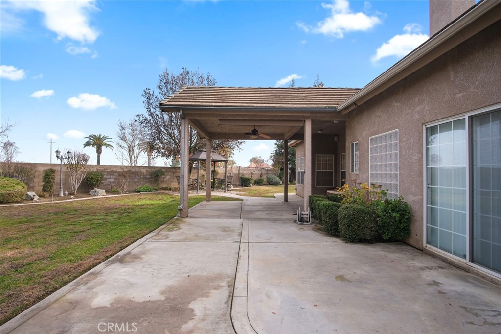 5270 Camelback Street Chowchilla, CA 93610 - Photo 33 of 38