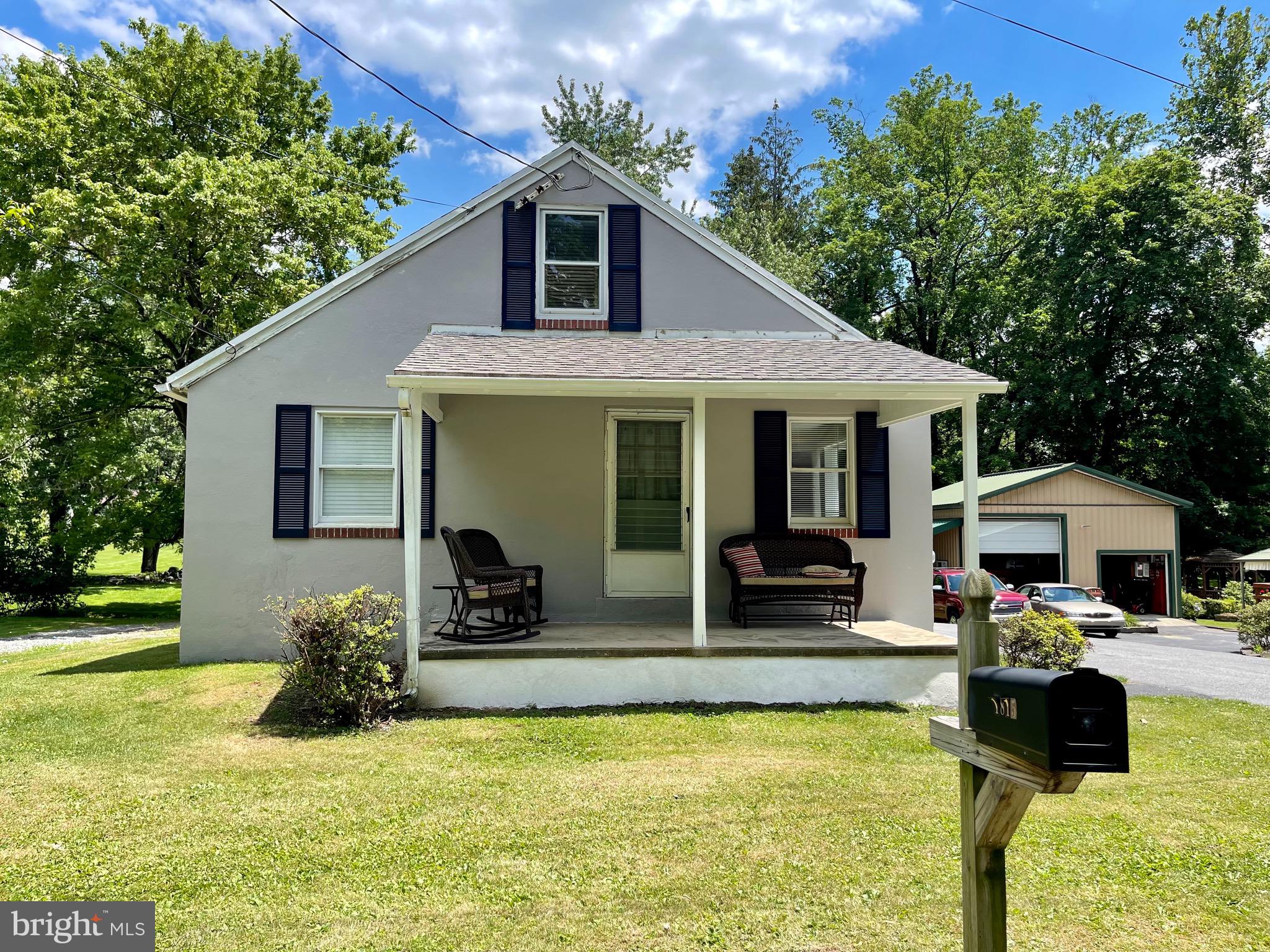 2 BR, 1 BA, Gas Heat, Central A/C