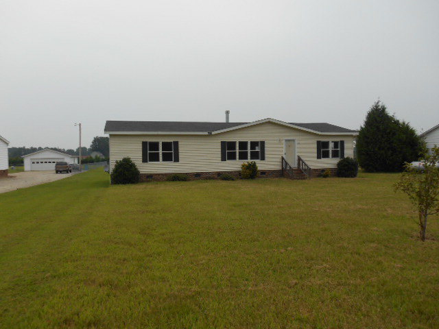 8140 Springfield School Road Kenly, NC 27542 - Photo 1 of 9 Primary Photo