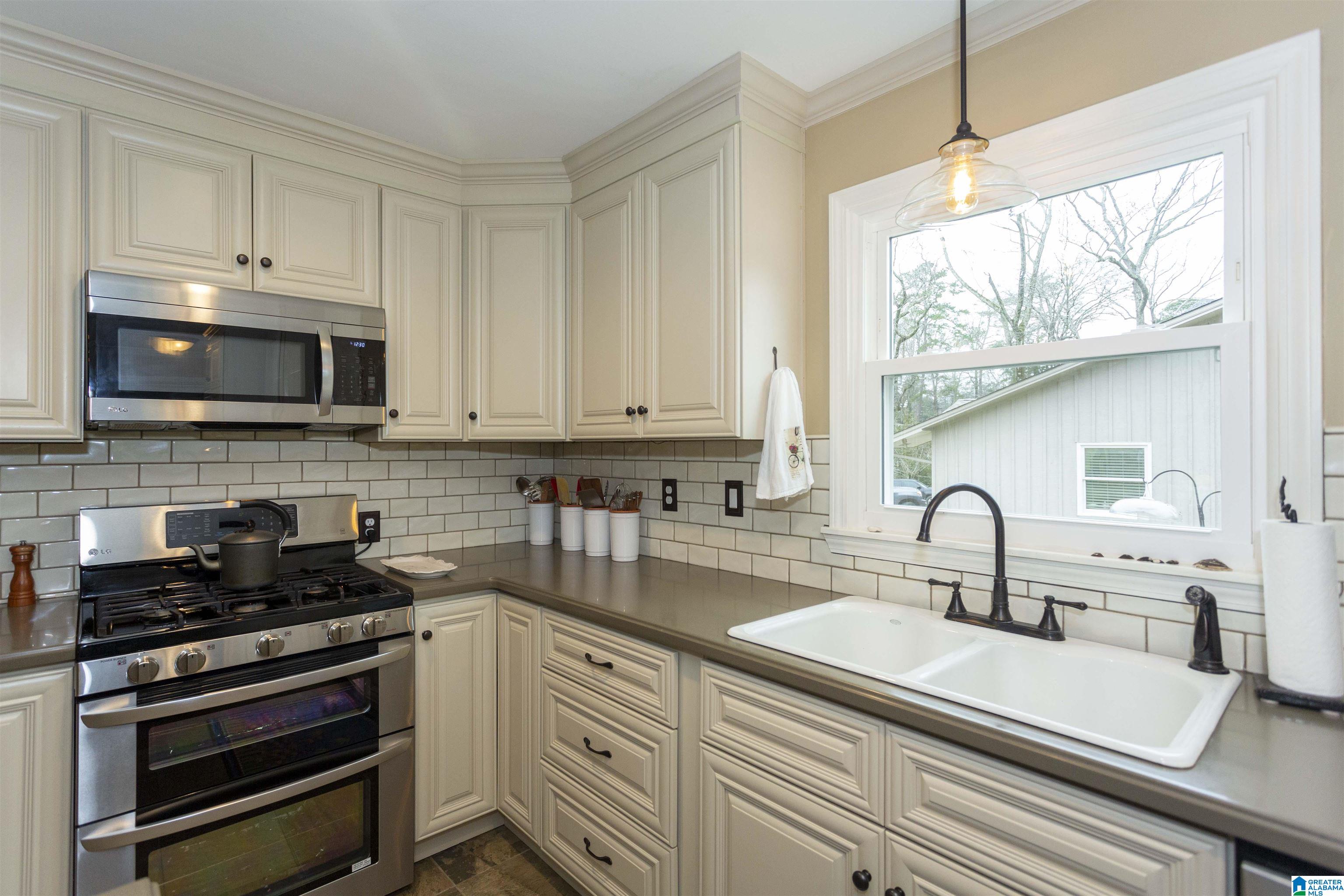 209 Erwin Circle Birmingham, AL 35216 - Photo 16 of 39
