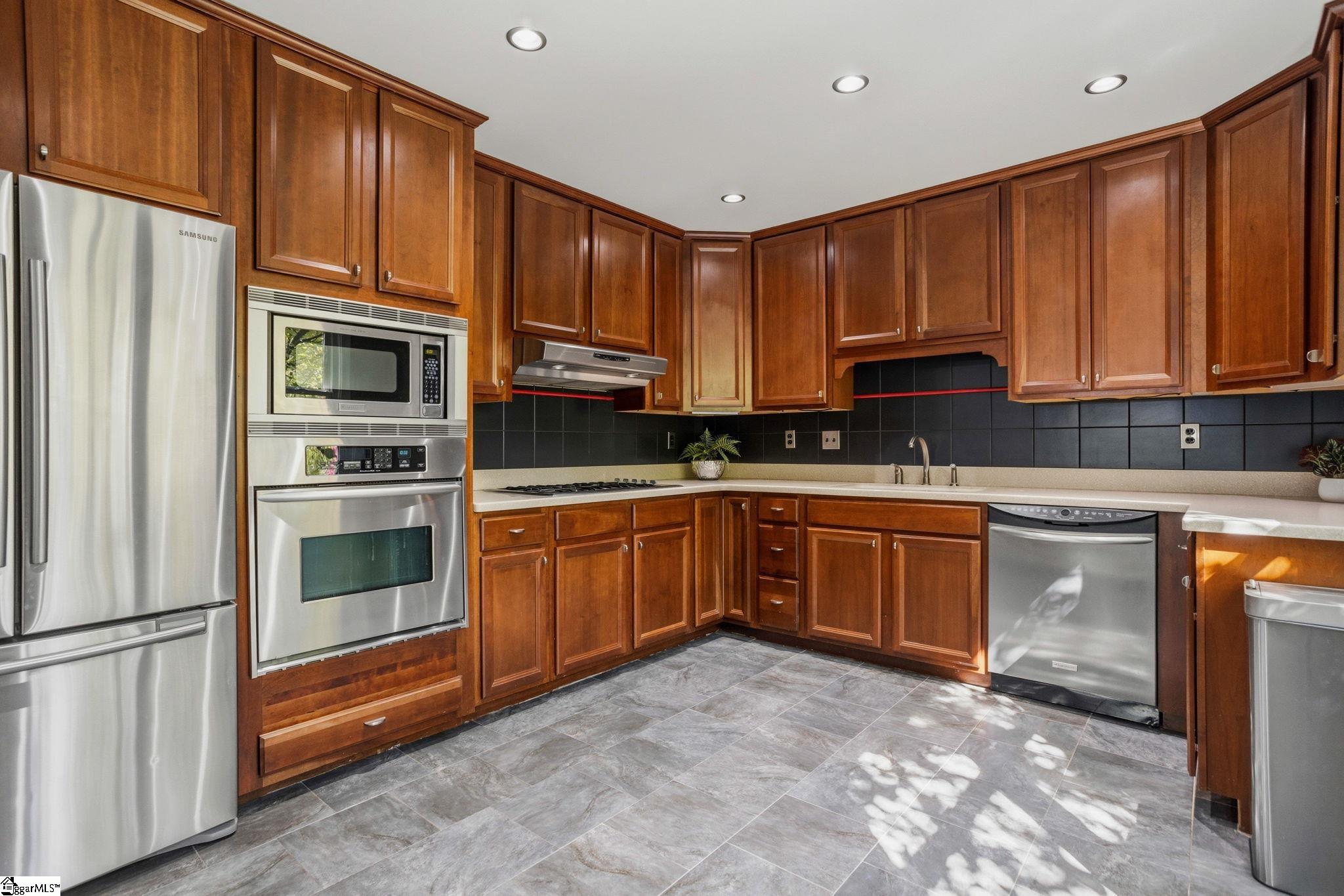 114 Bunker Hill Road Greer, SC 29650 - Photo 13 of 43 Gallery Image 13