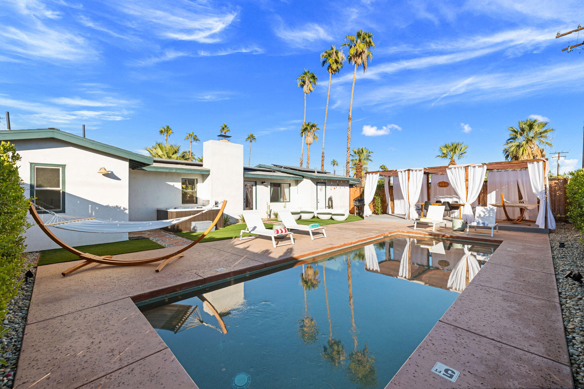 745 East Sunny Dunes Road Palm Springs, CA 92264 - Photo 31 of 46 14-web-or-mls-8M4A2826 (1)