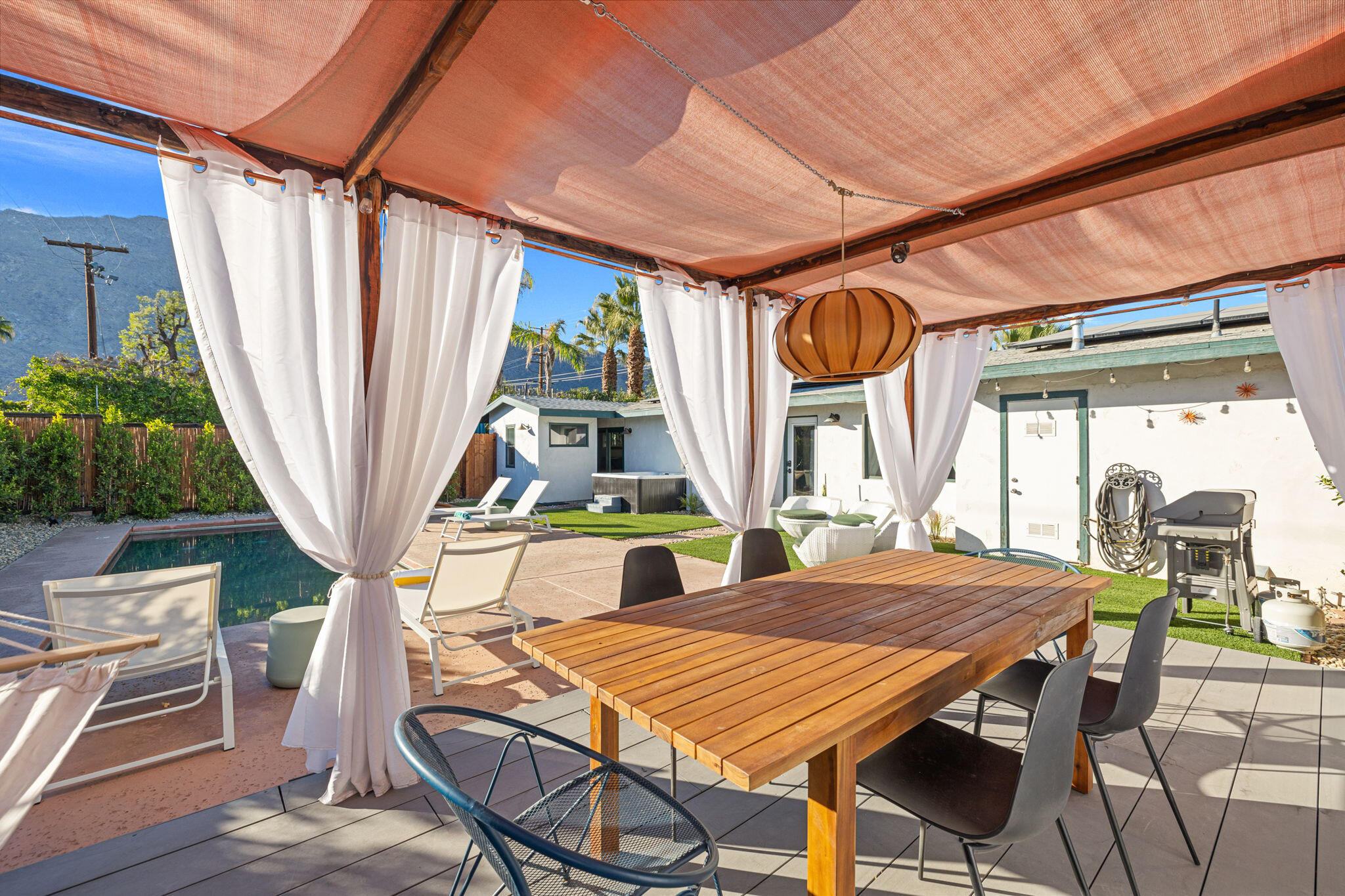 745 East Sunny Dunes Road Palm Springs, CA 92264 - Photo 35 of 46 10-web-or-mls-8M4A2851..
