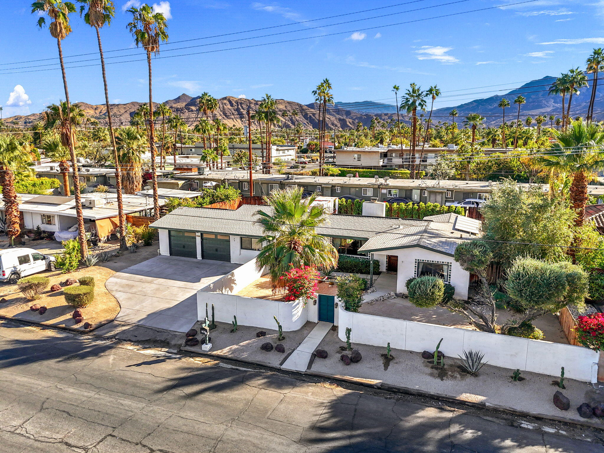 745 East Sunny Dunes Road Palm Springs, CA 92264 - Photo 43 of 46 51-web-or-mls-DJI_20241113141523_0035_D