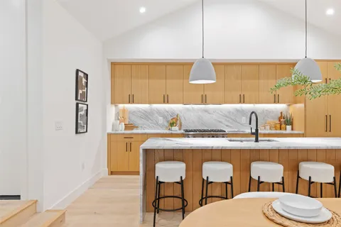 $2,250,000 | 2611 Oak Crest Avenue, Unit A & B, Austin, TX 78704