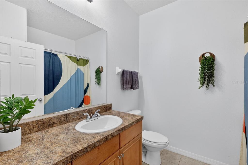 1185 Southwest 9th Road, Unit 212 Gainesville, FL 32601 - Photo 19 of 30