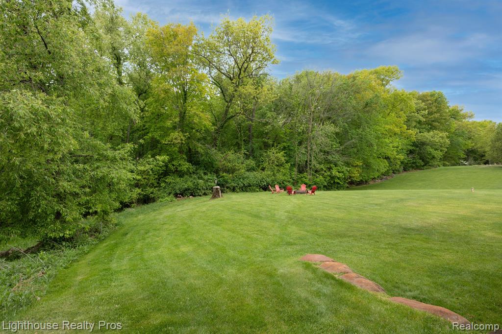 2363 Sundance Ridge Howell, MI 48843 - Photo 38 of 45