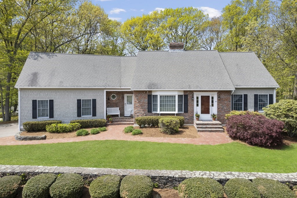 20 Oxbow Road Canton, MA 02021 - Photo 1 of 38 Gallery Image 1