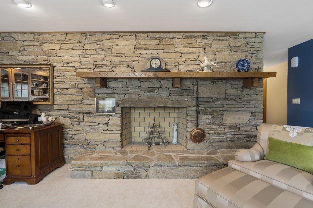 20 Oxbow Road Canton, MA 02021 - Photo 8 of 38 Gallery Image 8