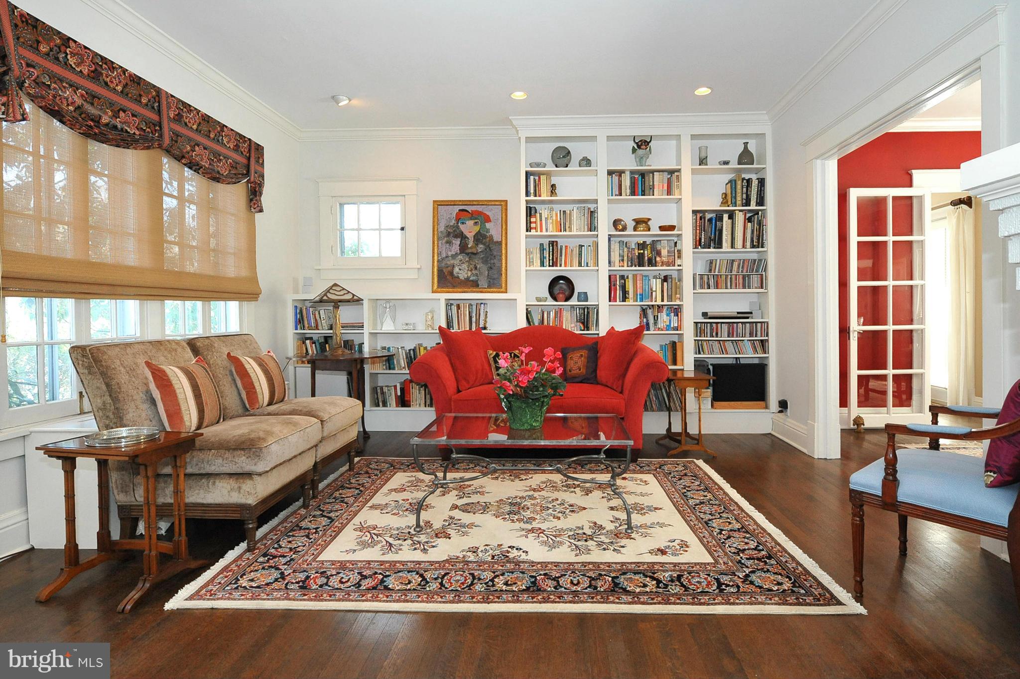 3700 Military Road Northwest Washington, DC 20015 - Photo 4 of 28 Living Room