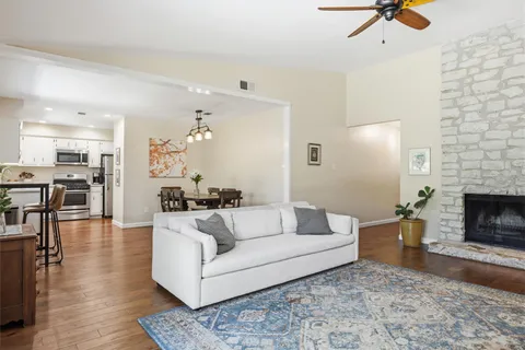 $450,000 | 617 Blackberry Drive, Austin, TX 78745