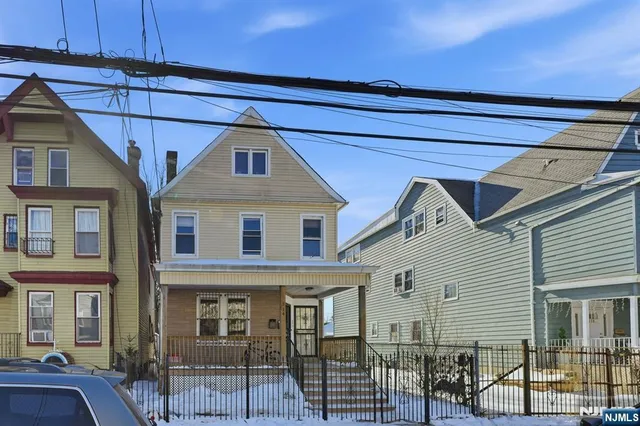 $675,000 | 314 7th Avenue West, Newark, NJ 07107